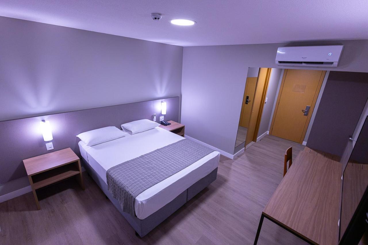 Hotel Caiua Блуменау Екстериор снимка