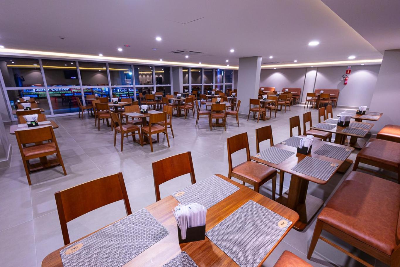 Hotel Caiua Блуменау Екстериор снимка