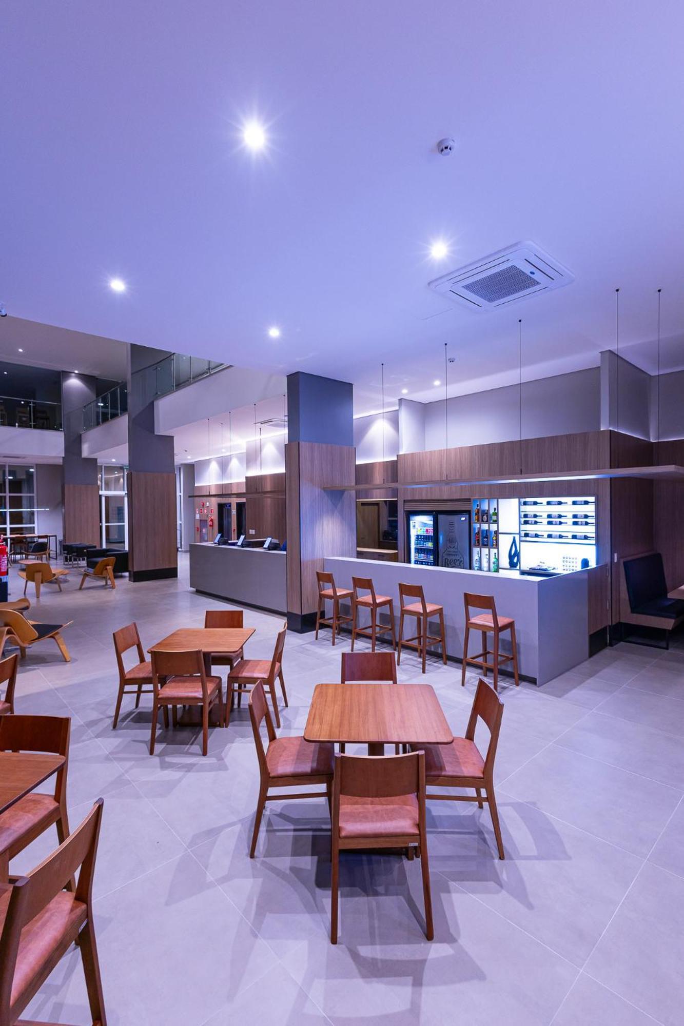 Hotel Caiua Блуменау Екстериор снимка