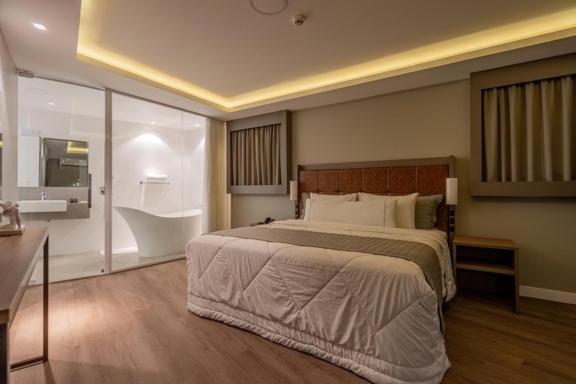 Hotel Caiua Блуменау Екстериор снимка